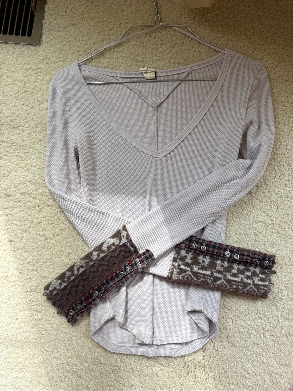 We The Free Lilac V-Neck Long Sleeve Thermal Top with Patterned Button Cuffs